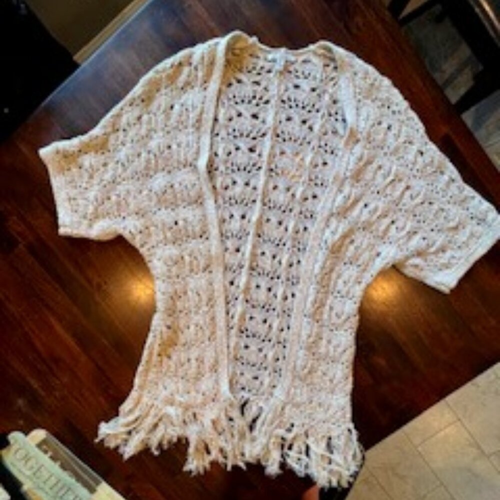 American Eagle-Short Sleeve Tan Knit Sweater Jacket Fringe SZ. XS/S - Picture 8 of 11